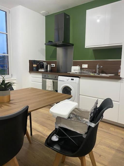 Le Duplex Tout Confort Bressuire Dış mekan fotoğraf